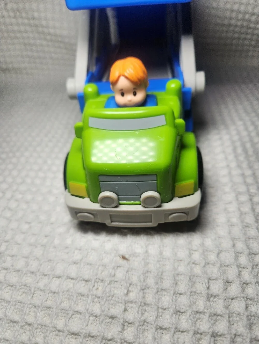Fisher-Price Blue and Green Car Carrier with Yellow Toy Car Wheelie
